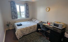 Cosy Double Private Room Near Dublin Airport